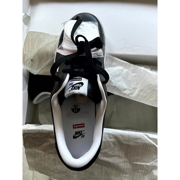 Nike Supreme SB Tennis Classic Black/White Size 9.5 Mens Dead Stock NIB Lot